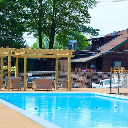 Motel Montreal Lac George Extérieur photo